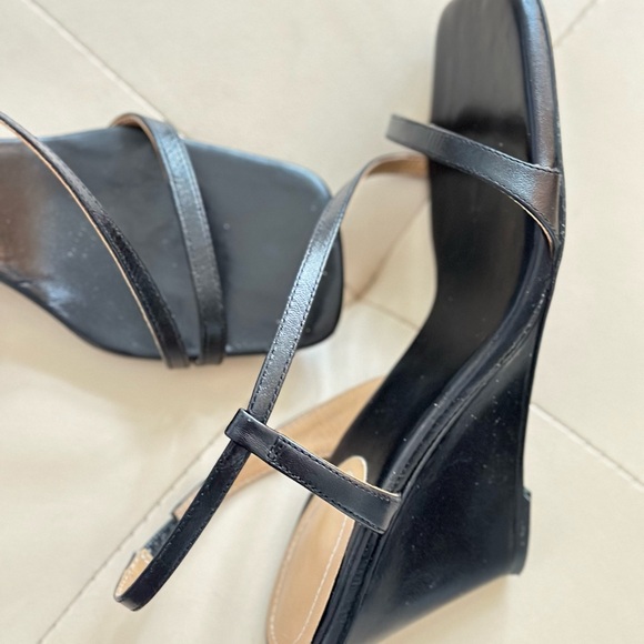 🌼 & other stories black leather sandals - Picture 4 of 9